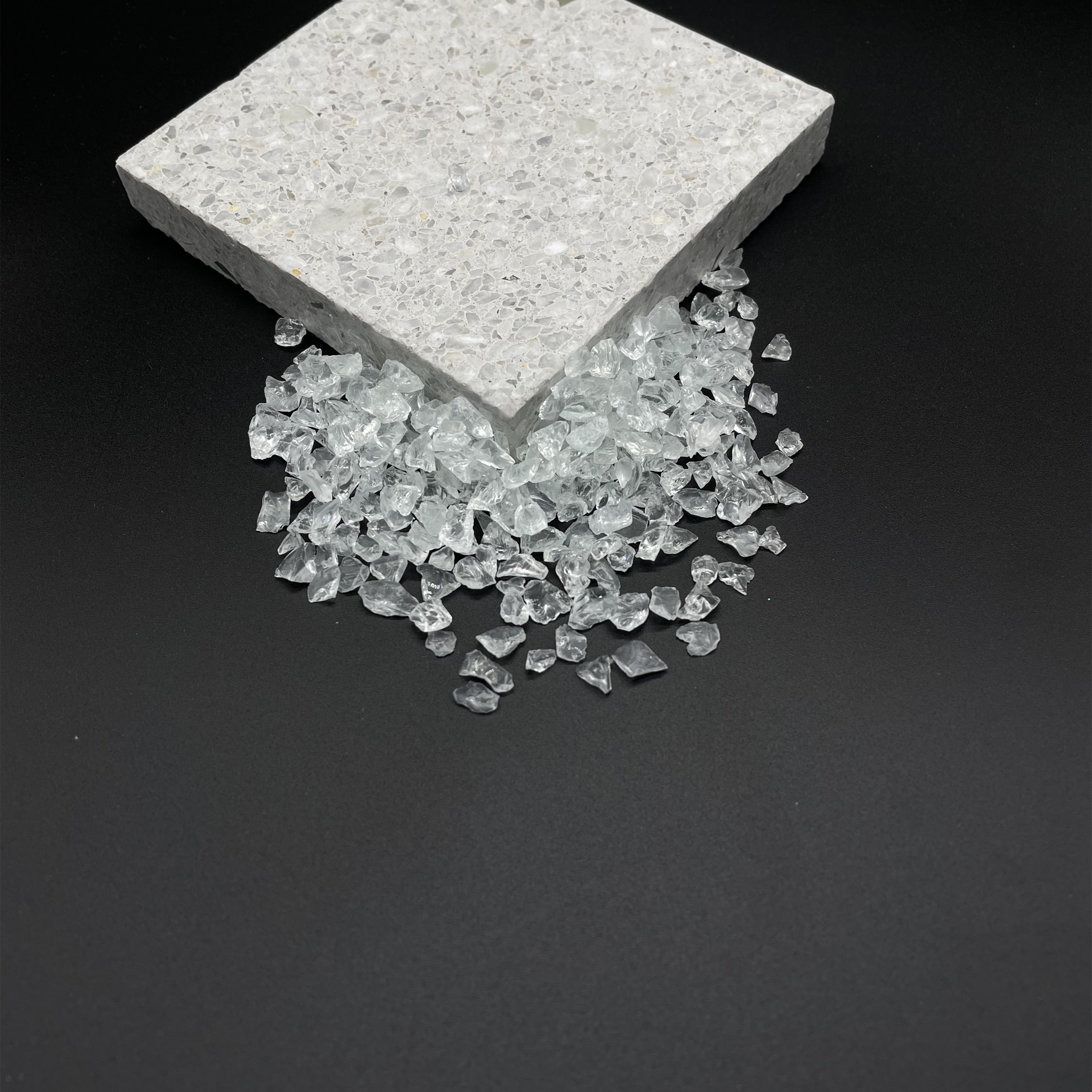 Deifferent Size Crushed Clear Glass for Buliding Decoration